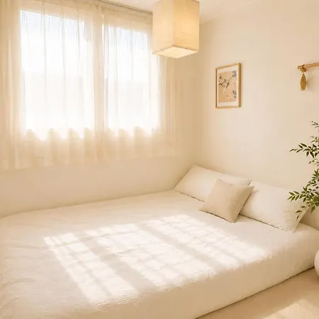 3Bed, Quiet & Cozy Stay In Central Jongno, Hyehwa